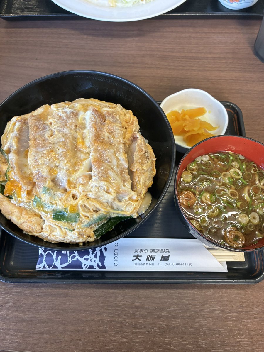 ken_o111's tweet photo. 深夜遠方の送迎中にご飯🍚
遅くまで、受付💁‍♀️してくれる
セラピスト達には感謝しかありません。
何年ぶりに食べただろうか。
メジャーリーガーも⚾️来るのだとか。 https://t.co/lmVz2Jp6hu