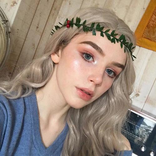 RWhenky's tweet photo. 🌻 🧢 🧳 🌺 🚩 🌻 Curled up with elegies elegiac keen, laments lancing long Greek griefs grieve. https://t.co/Z2qRkK4lPX