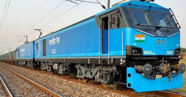 JulieGebrald's tweet photo. Indian Railways deploys Indian-made Alstom Prima T-8 freight locomotives, designated WAG 12. With 12, 000 HP, they can haul 6, 000 tonnes at 120 km/h. https://t.co/OfCrv0wiXD