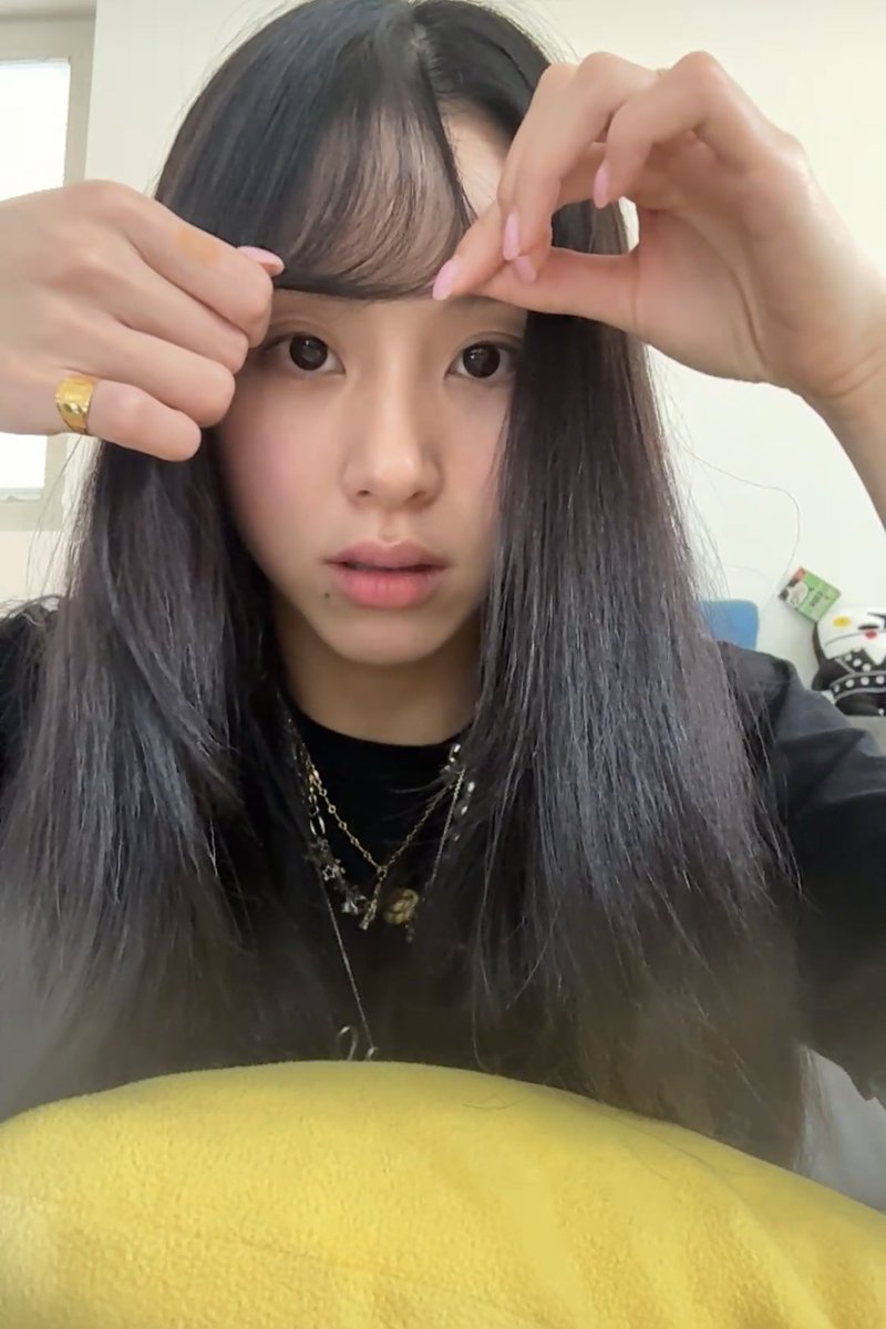 twenty9ayn's tweet photo. 채영의 표정은 항상 정말 귀여워 https://t.co/YfholI09O6