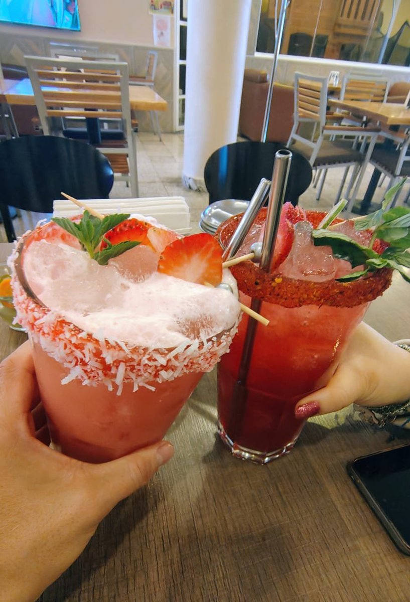 JenniCarranco's tweet photo. Algo rico 🥰🍓 https://t.co/oevZjqepaU