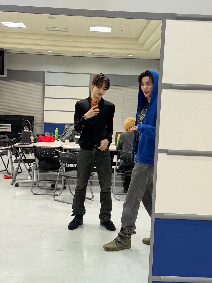 Keonhyeon_meng's tweet photo. pamer pencapaian dan pamer pacar (pencapaian juga)😁🤏🏻 https://t.co/QxRBtnjsbQ