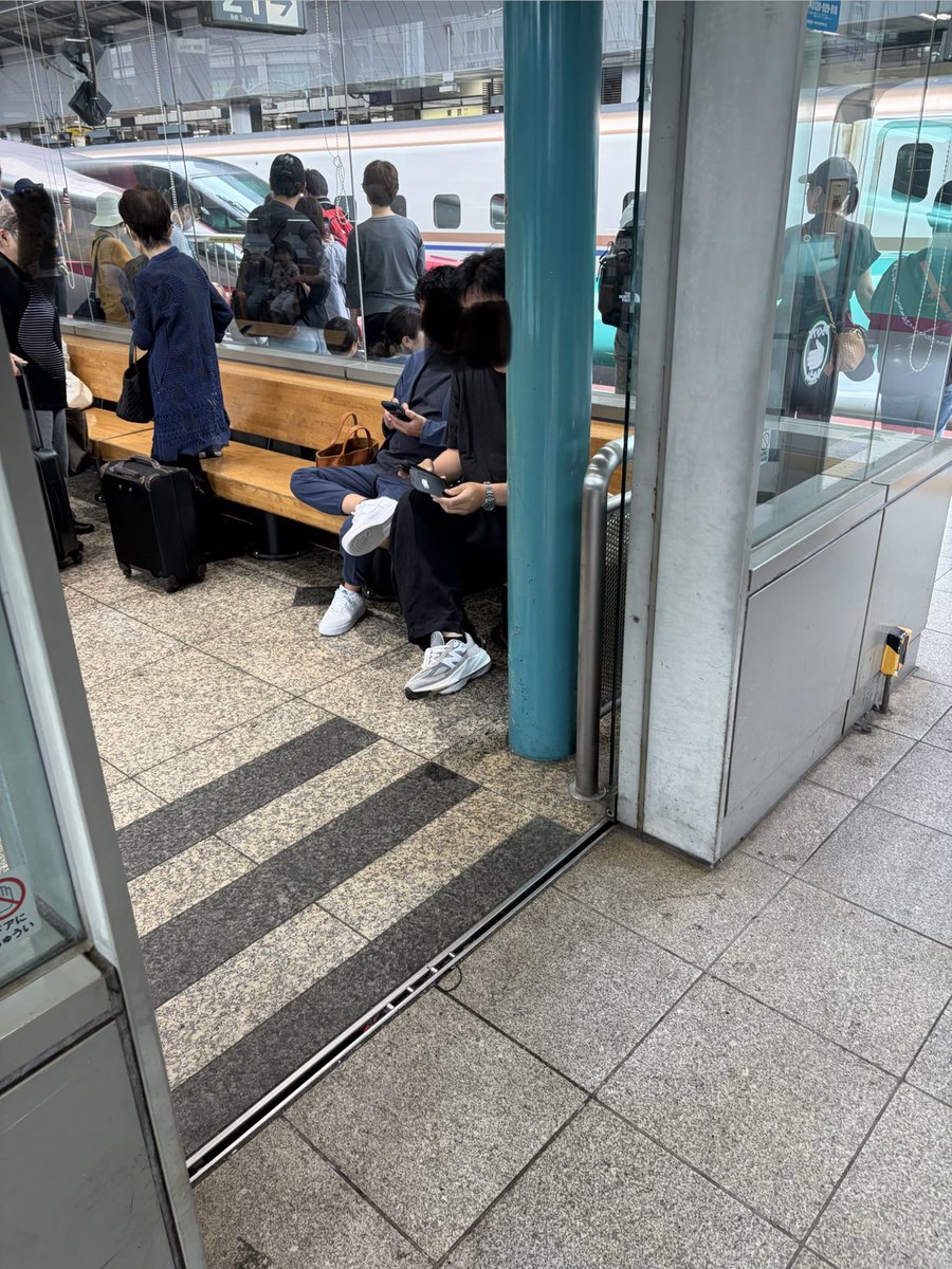 slimmaeken's tweet photo. 俺を勝手に撮った人を勝手に撮りました。 https://t.co/P2oOzUHdTZ