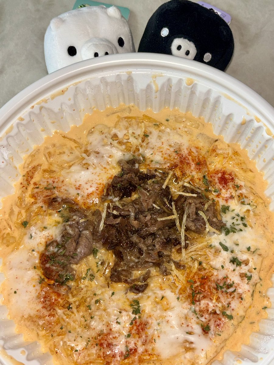 boobite_'s tweet photo. 크림차돌떡볶이!
꾸닥���닥 크림에 카샥한 감자채가 잘어울려요
생각보단 달달한 맛••• https://t.co/ajbteBG4Yj