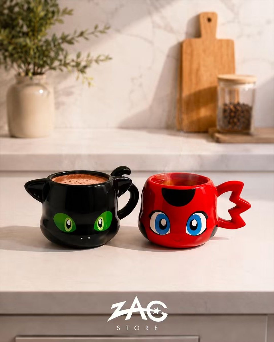 CosplayBug1's tweet photo. I need these cups. #MiraculousLadybug #Miraculous #Adrienette #LadyNoir #MLBS6 #ZAG #Mlbtwt https://t.co/XAOfZursbo