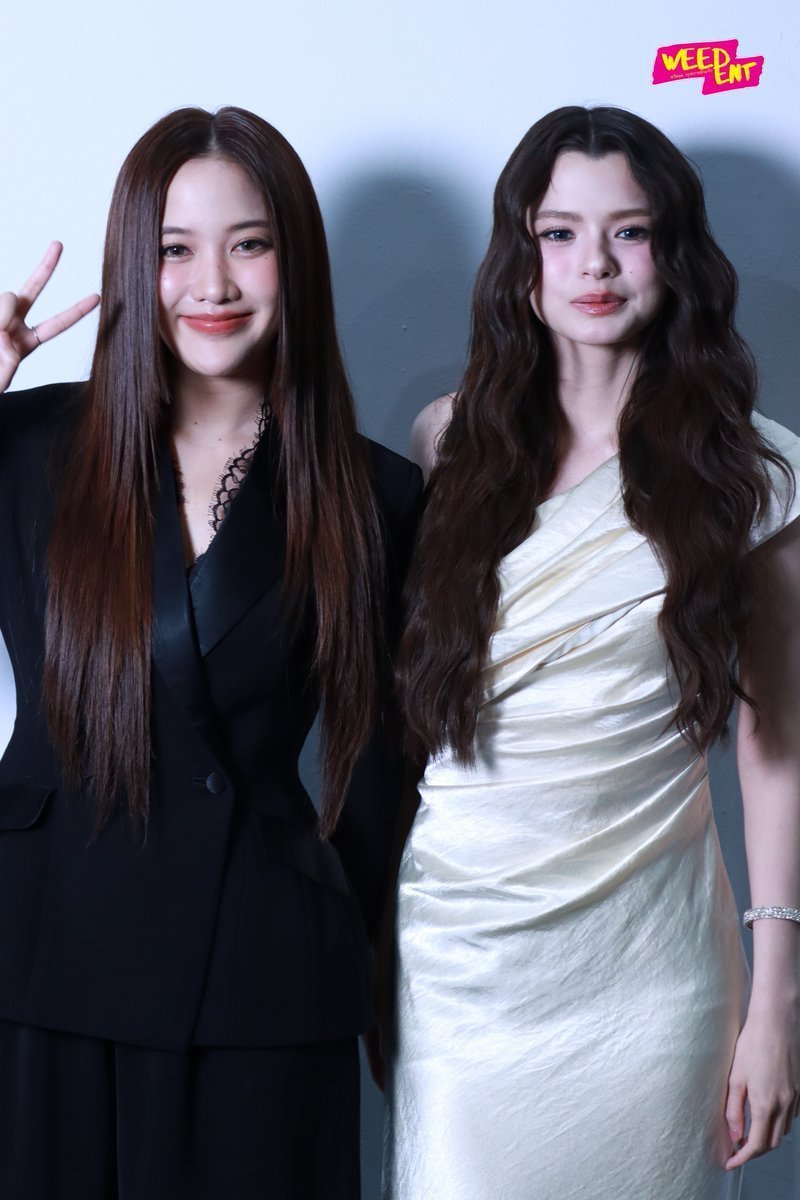 BrendaAlvi's tweet photo. Que se casen y tengan gemelos 😏 amén 

4E OUR INFINITE MOMENTS
#4ElementsInfiniteBonds
#ฟรีนเบค #Freenbecky https://t.co/uq2pUtWD2n