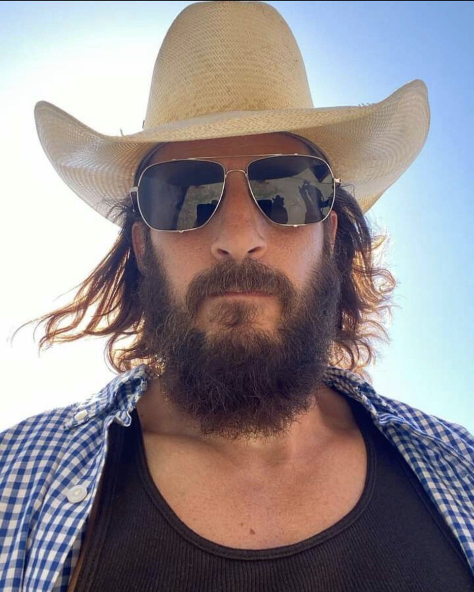 Jonathanroum21's tweet photo. Chosen by His grace, called for His purpose, and committed to serving Him. I may not be perfect, but every day I strive to walk in His will and give Him all the glory. https://t.co/aimKWJ4xCt