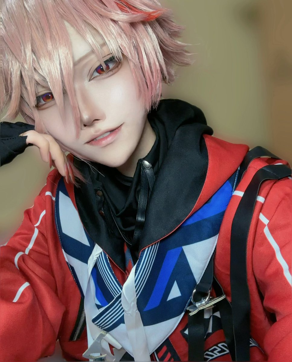 sanono_cos's tweet photo. 自撮りする時に手を添えるのは癖なんですもう。 https://t.co/3mfRQXlowR