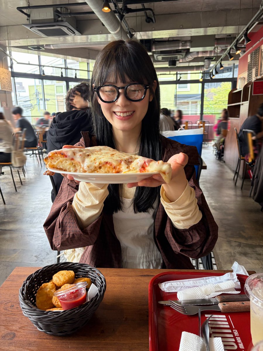 tamura_kyoka's tweet photo. ピザ解禁🍕💫 https://t.co/6nVxOi8PIf