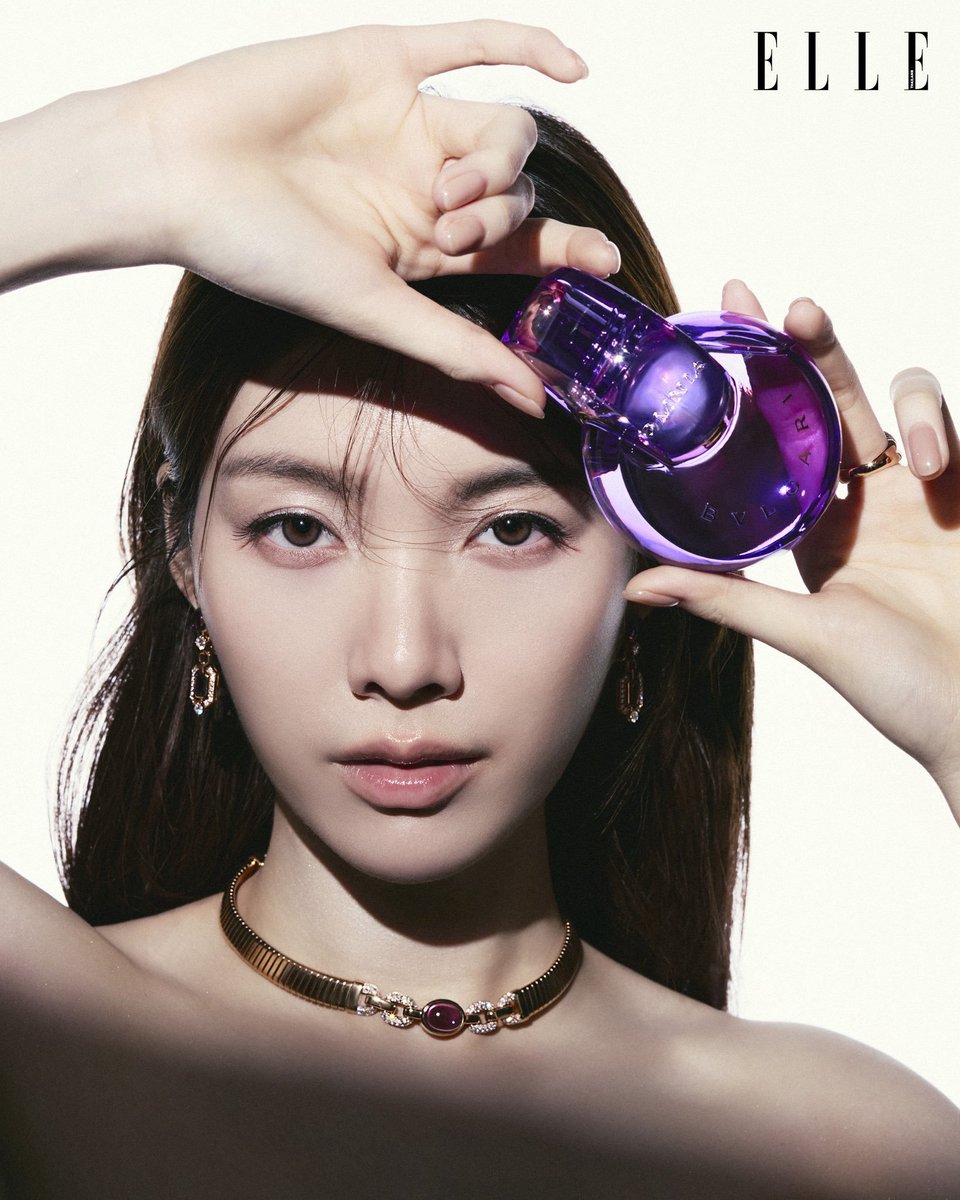 OrmKorn_CN's tweet photo. Orm Kornnaphat, poised between modern allure and quiet opulence, with Bvlgari Omnia Amethyste Eau de Parfum.

#BvlgariParfum #BvlgariPartner
#OrmFriendOfBvlgari #Bvlgari
#OrmKornnaphat #ออมกรณ์นภัส
@ormmormm @Bulgariofficial https://t.co/Qfc6rvIrnX
