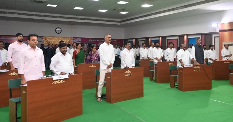 veesam_bharath's tweet photo. తెలంగాణ భవన్‌లో ప్రారంభమైన 
మాక్ అసెంబ్లీ..
#ktr #assembly #telangana 

@KTRBRS https://t.co/Z62YnLSw8N