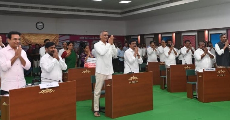 veesam_bharath's tweet photo. తెలంగాణ భవన్‌లో ప్రారంభమైన 
మాక్ అసెంబ్లీ..
#ktr #assembly #telangana 

@KTRBRS https://t.co/Z62YnLSw8N