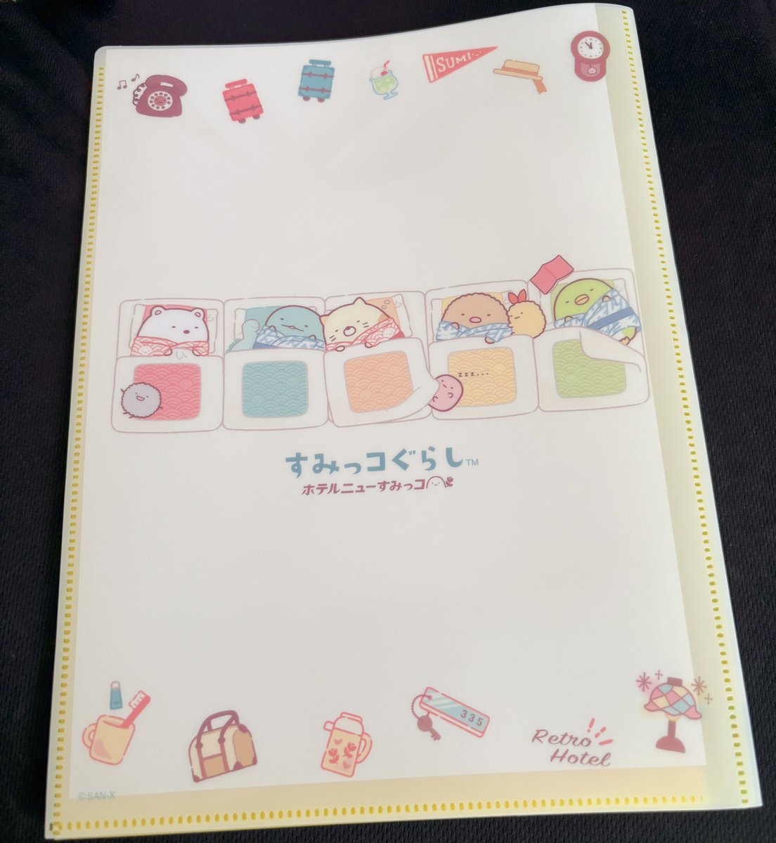 Rei7rr's tweet photo. すみっコぐらしのクリアファイル買った☺️✨
かわいい♡
ホテルや旅館モチーフ好きだから、好みドンピシャ👍
かけ湯ならぬ、かけ油が面白い🤣 https://t.co/VXQBVqRaxM