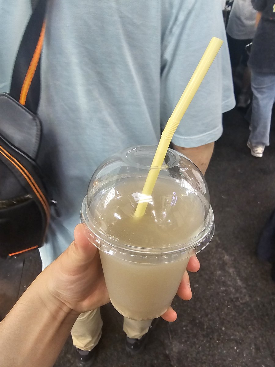 Kozaikuman5319's tweet photo. ﾁｮﾜｯ!!!
(お米のジュース飲んだ!!!) https://t.co/cLBBj9jP7L