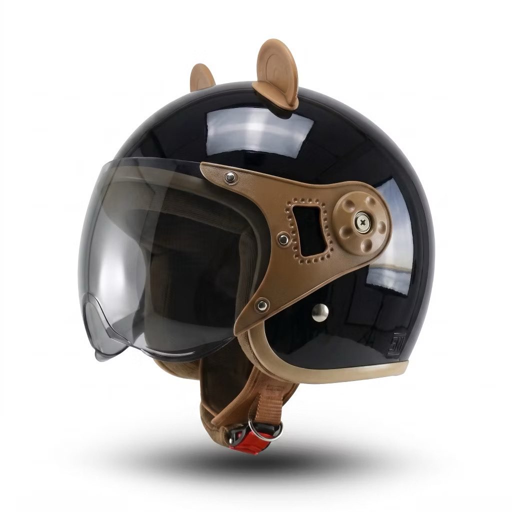spilanmigel's tweet photo. Plis yang punya anak wajib banget punya helm anak satu ini! 😭 Penting banget biasain anak pake helm dari kecil pas naik motor biar paham safety. bahannya ringan, gak bikin leher anak pegel, tapi tetep kokoh &amp; busanya empuk bgt.👍🏼
🫶🏻 https://t.co/zfPjwWGcV5 https://t.co/ENAdF0HMzX
