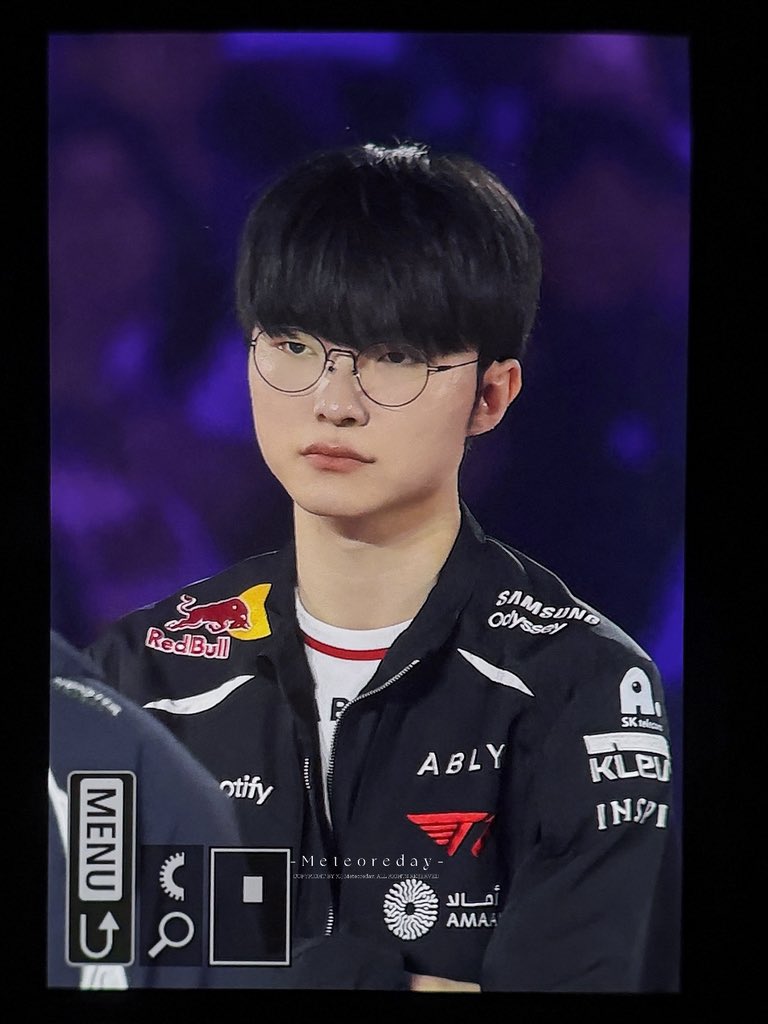 Meteoreday's tweet photo. 260912

#Faker #페이커 #이상혁 https://t.co/8zVdLWGu5l