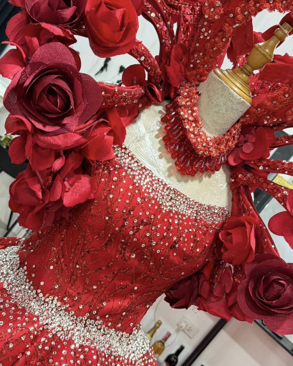 DaGolettha's tweet photo. Crowned in Roses
STORM
Designer: JM Yang Marc Evalo
Josmarc Collections by POWERHOUSE https://t.co/Q6l9tyOJKF