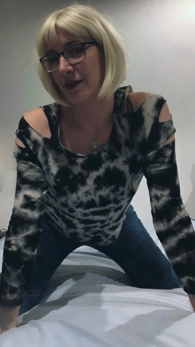 TrixieFans's tweet photo. @Trinitybrownxo I’d show up like this and we’d be the funnest couple wherever we went. ❤️ https://t.co/Z7JZVJU9bn