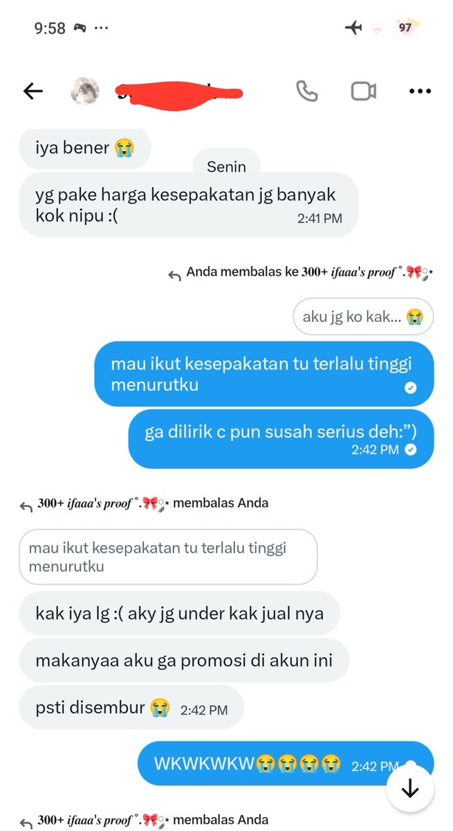 zholushei's tweet photo. stress aku baca chat nya, ini para ba lain baik ngingetin untuk ganti harga kesepakatan tapi malah dia gak terima, namanya juga jual pakai ht ba ya wajibnya emang lu ikutin harga kesepakatan kocak https://t.co/lRxn5ipKYp