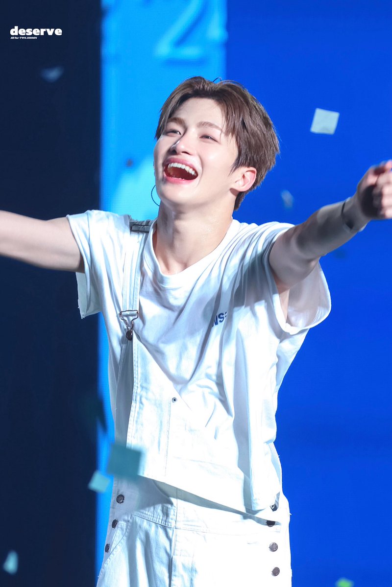 deserve_0328's tweet photo. 260904

ㄱㅇㅁ🫳🏻

#JIHOON #지훈 #TWS #투어스 #한지훈 #ジフン https://t.co/AkikdUSUcY