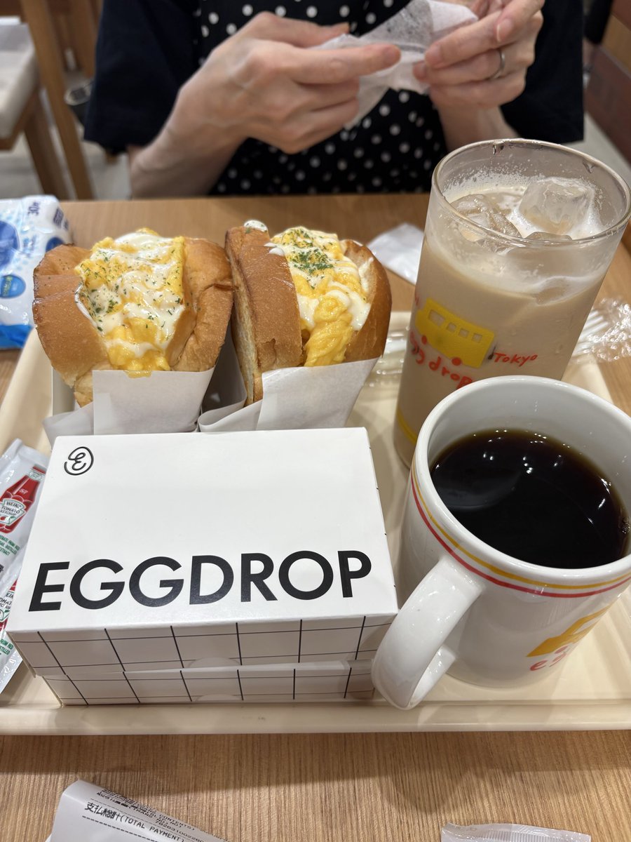 kashiwatorisapo's tweet photo. ソウル🇰🇷で美味しかったお店が青山にもあったので来てみた。
※3枚目の写真がソウル本店。
#EGGDROP https://t.co/RGSm2zhg88