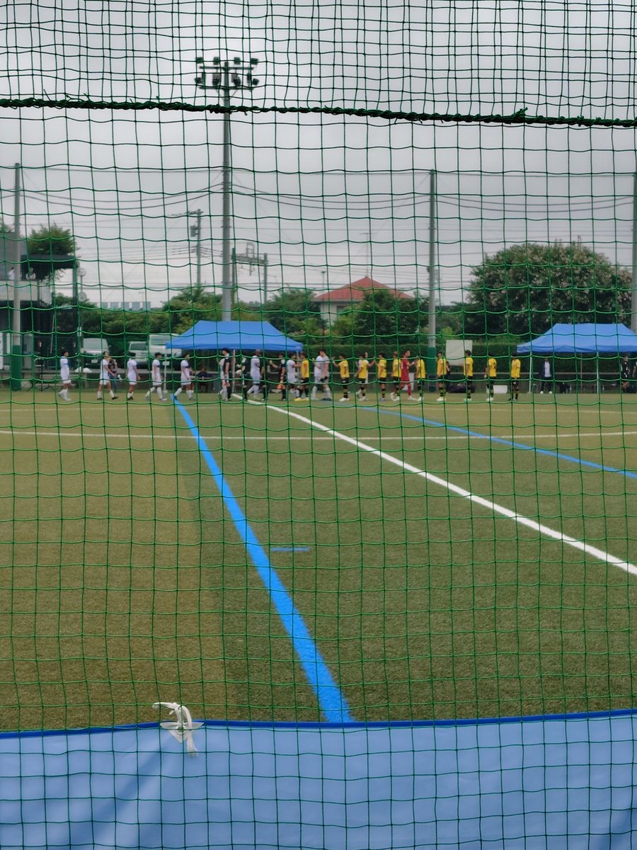 fusanokuniinou's tweet photo. 9/5(土) #関東サッカーリーグ2部 #厚木はやぶさFC vs #エスペランサSC 戦@ #かもめパーク
小雨がぱらつく程度で何とか凌げます。
10:30 KICKOFF
前半途中から厚木の時間が続いていましたが、前半41分、不用意な?バックパスを相手に奪われ失点😭
前半終わって0-1
勿体なかったな〜
#KSL2 #atsugihayabusafc