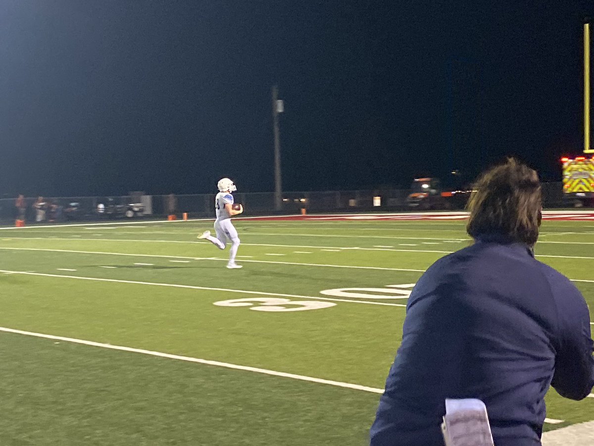 BlanAthletics's tweet photo. 🏈 Varsity Football - Final

Blanchester 36
Madison 26

Behymer with an INT at the Wildcat 15.

Two plays later Adeson Baker sprints 69 yards for a Wildcat TD! Baker adds the conversion.

The Mohawks get the ball back with 54 seconds remaining but time runs out.

@JoeEitel https://t.co/3qaUUqFzTL