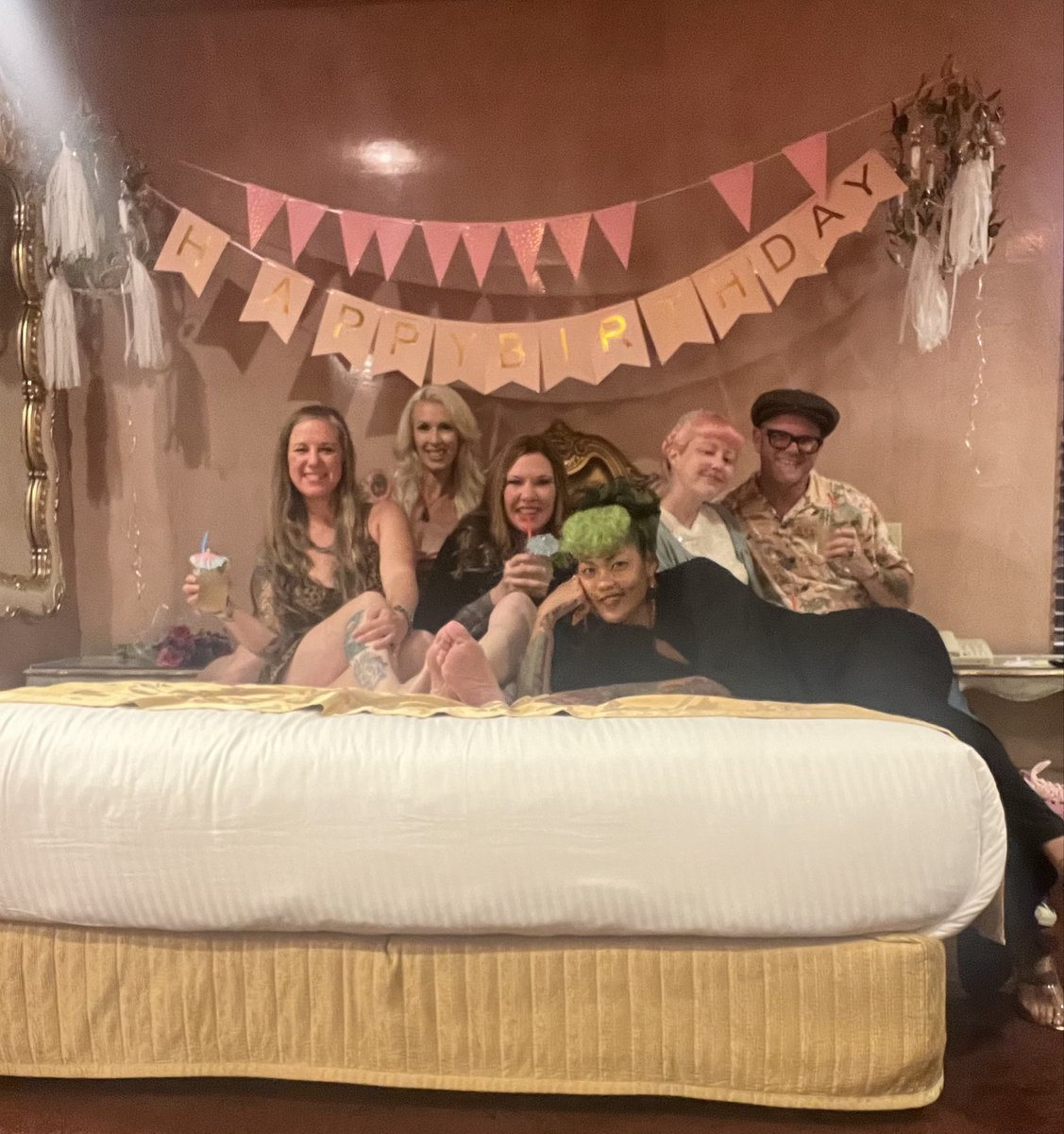 MeredithLong2's tweet photo. Just had the most amazing birthday, celebrating with my best friends at my favorite place Madonna Inn. We even got to sit in Dolly��s booth and take pictures. Cheers to another trip around the sun and good times ahead.💕🥂🥳🍰🎉 
#birthday #madonnainn https://t.co/7zaTMBZGmL