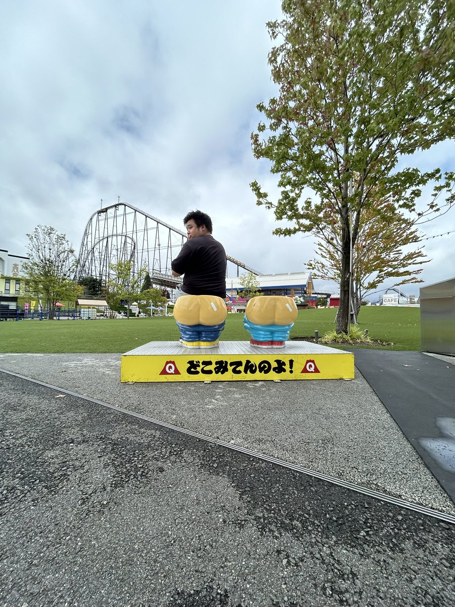 KissBeeMafun's tweet photo. 富士急まで行っちゃって
学生ムーブすぎ https://t.co/0bIeoqdVf3