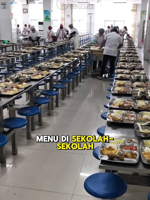 esasik666's tweet photo. @unmagnetism Padahal ada contoh negara negara yang sudah berhasil dalam program seperti ini, kenapa di indonesia tidak melakukan ATM ( Amati, Tiru, Modifikasi), kenapa lakukan dengan caranya sendiri yang sudah jelas gagal dan gak berhasil, bisa di contoh jepang yang di sediakan di sekolah. https://t.co/PJb4Fh4io7