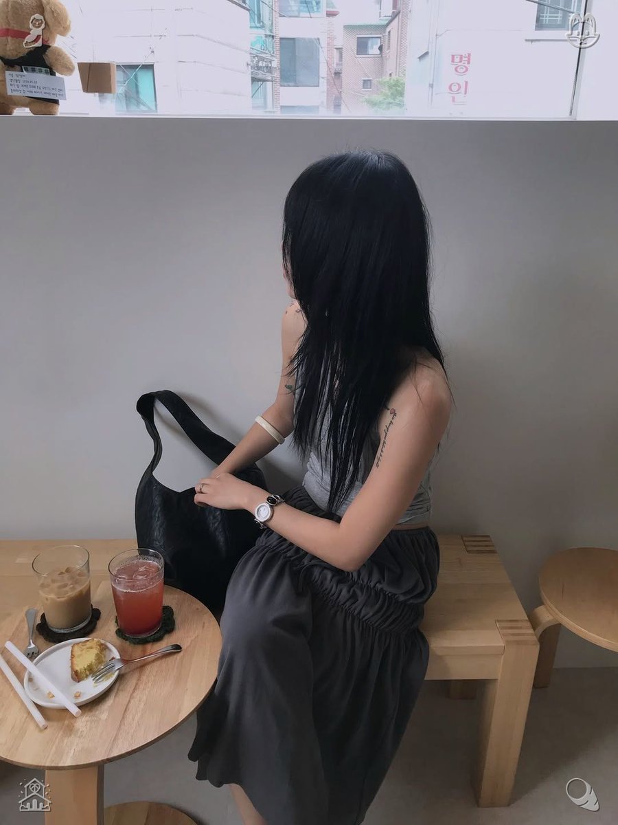 himaya9125's tweet photo. 🧸Tidying Up the Kids' Space
The room feels airy and full of light.
Set aside calm, unhurried moments with dear, dependable friends—swap lighthearted everyday anecdotes, chuckle together, and gather tender, cozy recollections tucked securely in the quiet corners of your heart https://t.co/jK9ZBa8ICm