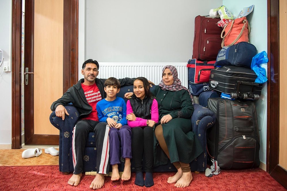 PersiNain's tweet photo. Refugee Week, Day 3: Gratitude. In 2017, refugees in Greece faced bitter cold, with some freezing to death. Today, I’m grateful for my family and the chance to be together this holiday season. What are you grateful https://t.co/SzeUneR6M2