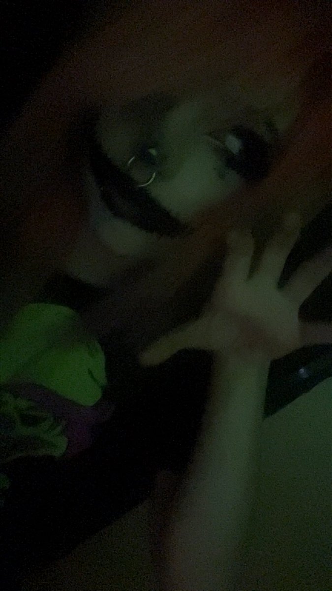 chosendripgod's tweet photo. these r all The other clown Makeups ive done Idk what to Do https://t.co/6UDdbem7Rf