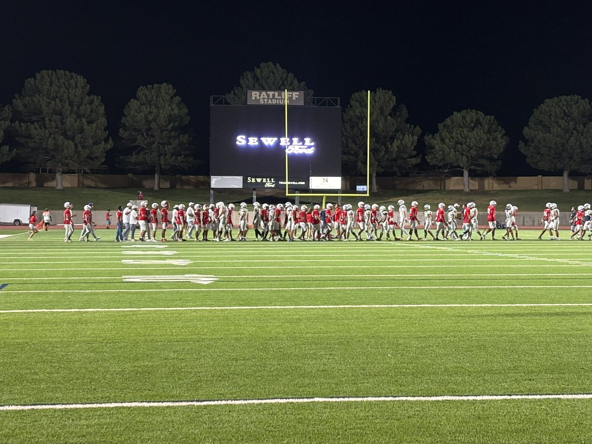 ECISDAthletics's tweet photo. 🏈 BRONCHOS 19— EL PASO 11
NEW WEEK. NEW CHALLENGE. SAME BRONCHO PRIDE!
Proud of our @OHSBronchoFB kids & coaches as they continue to LEAD THE TEXAS WAY! 💪🏈 @BigRedBronchos @KeeleySBoyer @EctorCountyISD
C.U.L.T.U.R.E
#Bronchos #TexasWay #BroncoPride https://t.co/6DxB7ddnYH