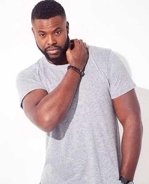 pelepreta1230's tweet photo. O ator Winston Duke https://t.co/DrbEEjfT8Z
