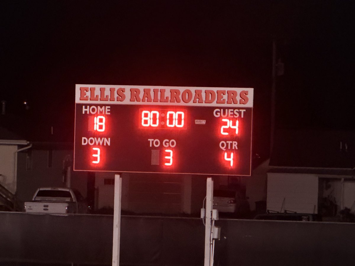 feedcattle's tweet photo. @USD412Hoxie HUGE comeback victory at Ellis!

1-0 https://t.co/PusKFQuKDd