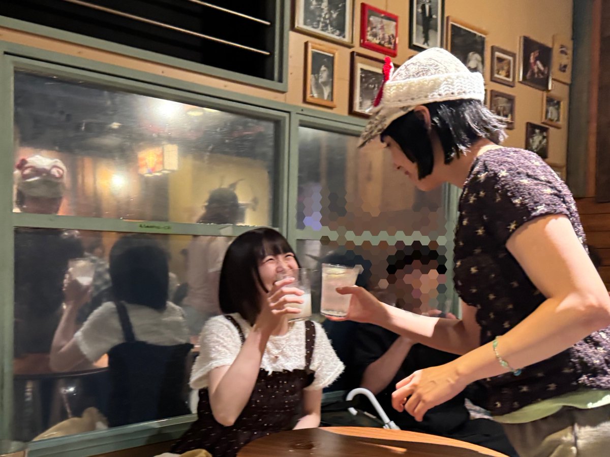 runbish_'s tweet photo. ひさしぶりのアユニちゃん！沢山お話できて嬉しかったよ！
パワーチャージできたのでまた頑張れる😭
頑張れるところまで頑張ってみるぞーーーー
ずっとずっと大好きだよ
可愛いお姉さん方に色々優しくしていただき…感謝感謝です🥺もっと質問ちゃんと考えとかなくちゃ
 #PEDRO飲み会 https://t.co/NSYnL6FgVl