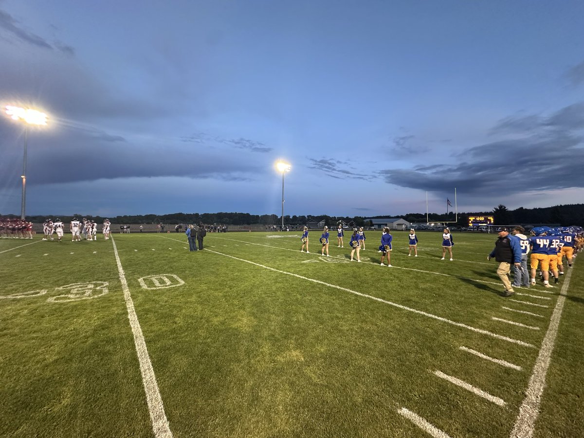 zach_martin95's tweet photo. Double the fun in Lewis County
A huge Week 1 matchup between Toledo and Adna, two of the best teams in Class 2B last season. Itβs the third straight meeting between the rivals
Letβs rock and freaking roll
#wahsfb https://t.co/8686pc10J4