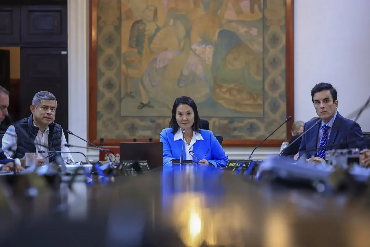 Diario El Peruano on X: "📸La presidenta de la república, Keiko Fujimori,  lideró una nueva sesión ordinaria del Consejo de Ministros, en la cual se  abordará la aprobación del proyecto de decreto