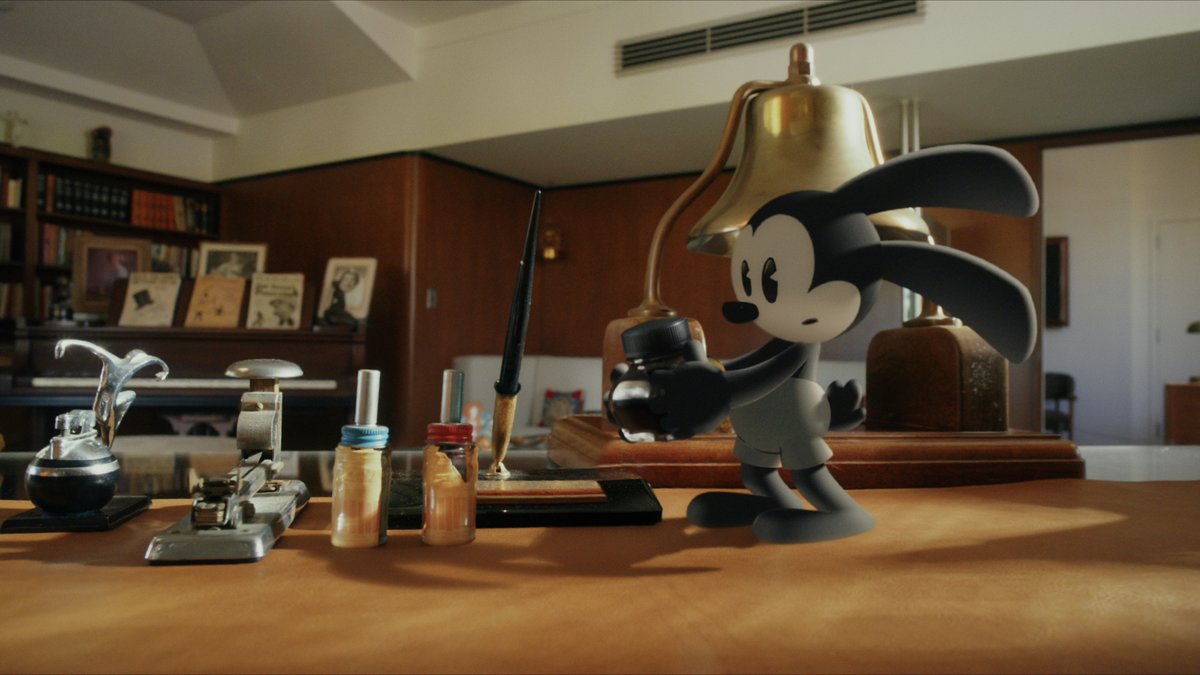 disneyjp's tweet photo. ⋱ おめでとう🖤 ⋰
1927年9月5日にスクリーンデビュー🎬
#オズワルドザラッキーラビット🐰
⠀
ウォルト・ディズニーがミッキーマウスより前に描いたキャラクターで、ミッキー誕生のきっかけに✏️
⠀
2027年2月には新作の『#オズワルド（原題）』が
ディズニープラスで配信予定！
⠀
どうぞお楽しみに✨ https://t.co/cASTg8Knf2