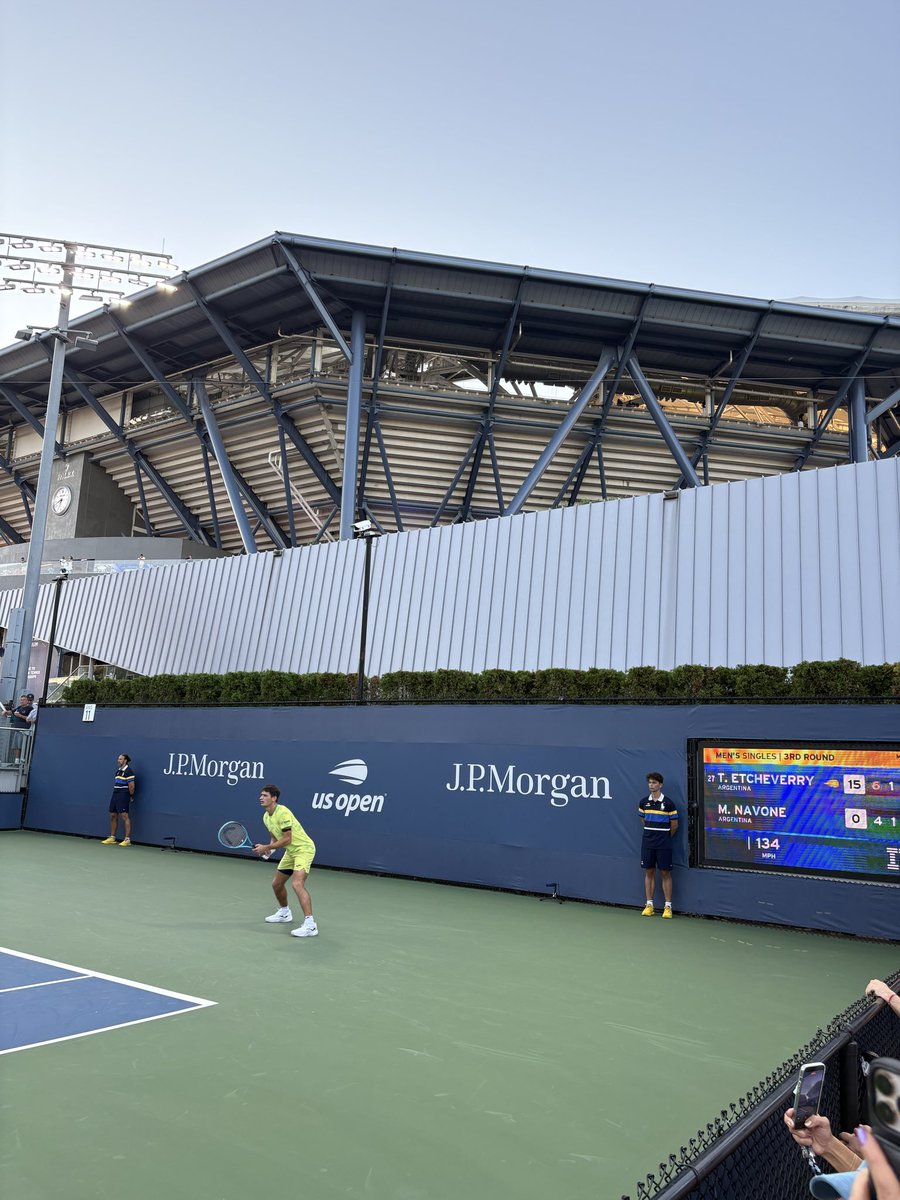 GutCheckBet's tweet photo. Courtside at the US Open for Navone/Etcheverry 👀 https://t.co/8E3ck4Z4l7