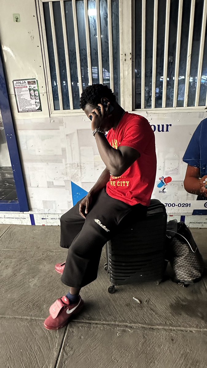 Steveabfe's tweet photo. 24 hrs in Lagos 🏠 https://t.co/EOVHFSkPOv