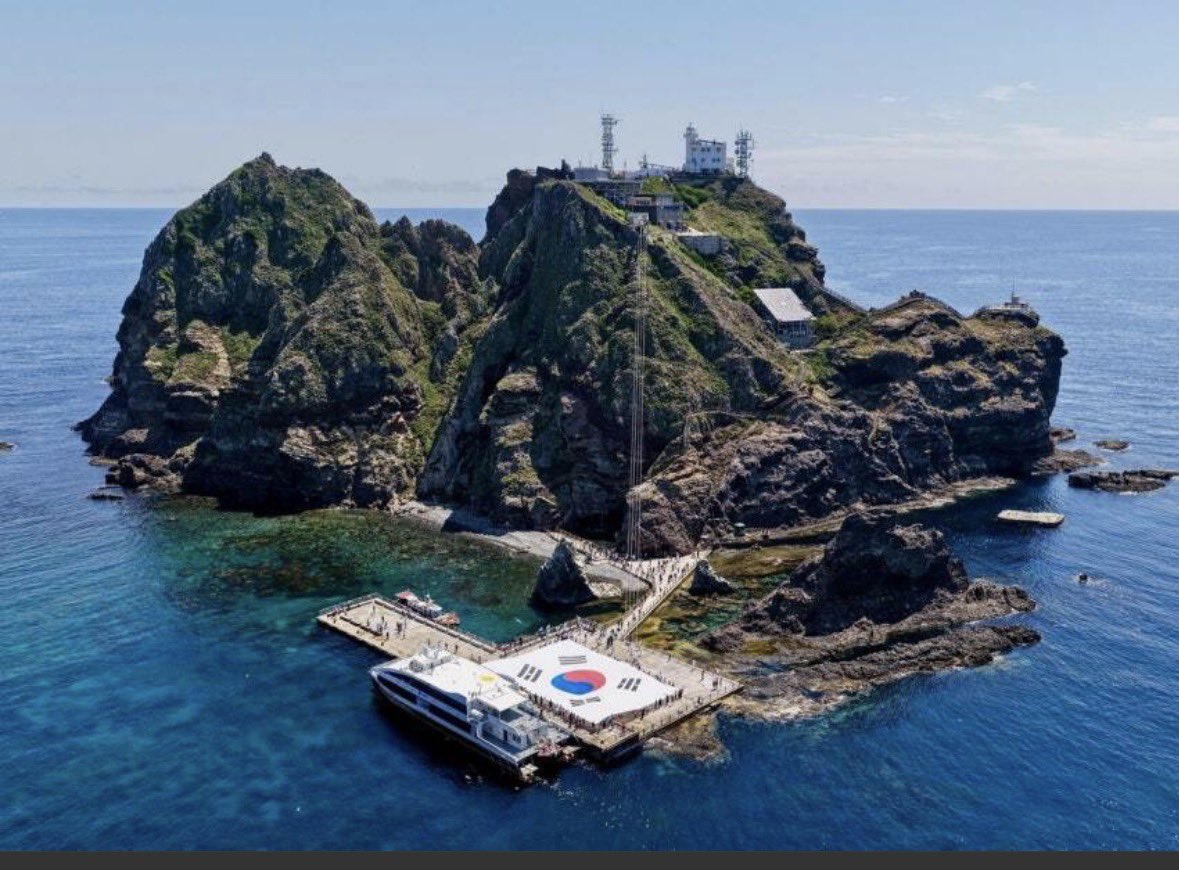 saiwonkyu's tweet photo. 独島は大韓民国の領土です‼️
釣魚島は中華人民共和国の領土です‼️ https://t.co/NHalqercZL