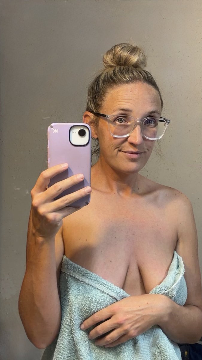 backroadbabexo's tweet photo. That after sex shower just hits different! https://t.co/YWhNsWORvJ