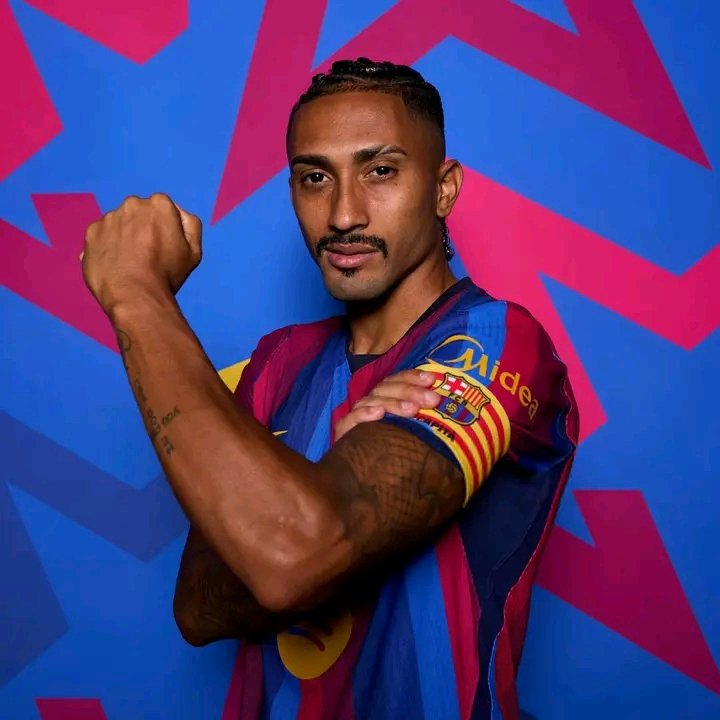 PersieBall's tweet photo. ✅ Raphinha has been promoted to first captain of FC Barcelona.

©️ Hansi Flick and the dressing room have made their decision, here are Barça’s five captains for the 2026-27 season:

1️⃣ Raphinha
2️⃣ Pedri
3️⃣ Eric Garcia
4️⃣ de Jong 
5️⃣ Lamine Yamal

[Mundo Deportivo] https://t.co/c2AlrFeMPV