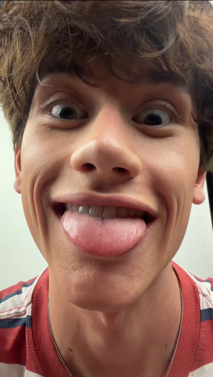 prettyboyfaces tweet picture