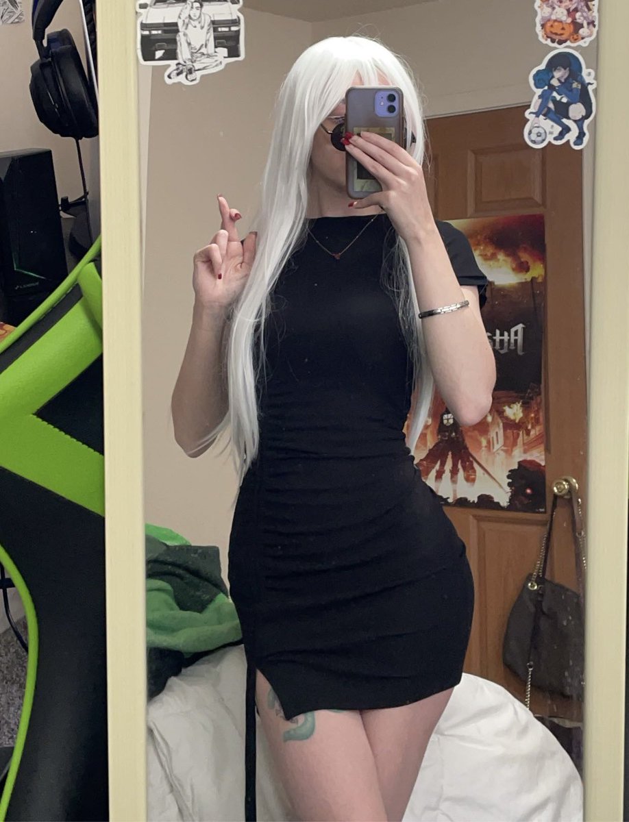 uh4ly's tweet photo. cosplay dump of white/silver hair (requested) https://t.co/rwSuEWVKFk