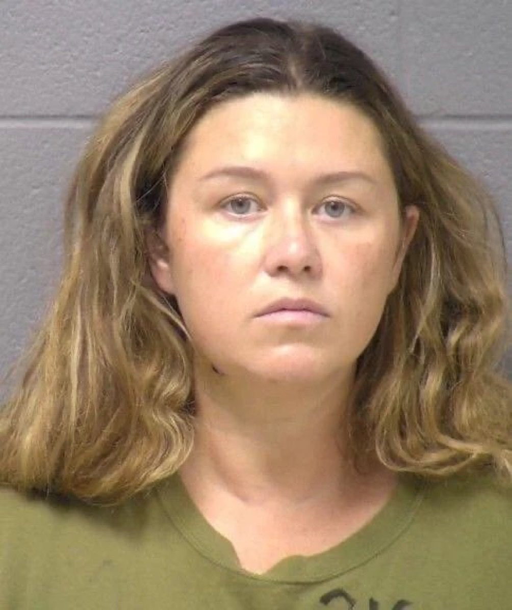 ImMeme0's tweet photo. Message to fathers whose wives are sympathetic to or obsessed with the Lindsay Clancy case:

Pay attention. If that fixation is consuming her, do not wait and hope it passes.

Protect your children. Get them out! https://t.co/BiBzzqiV87