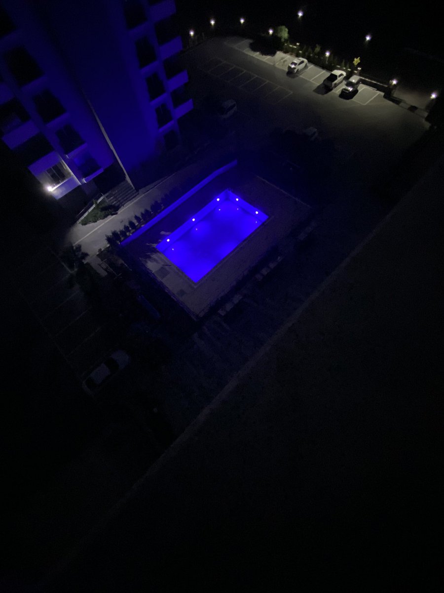 Sekoo_ooo's tweet photo. Satılık site,satılık pavyon oda,satılık çekirge,satılık imax salon https://t.co/bQLvdkJ9VJ