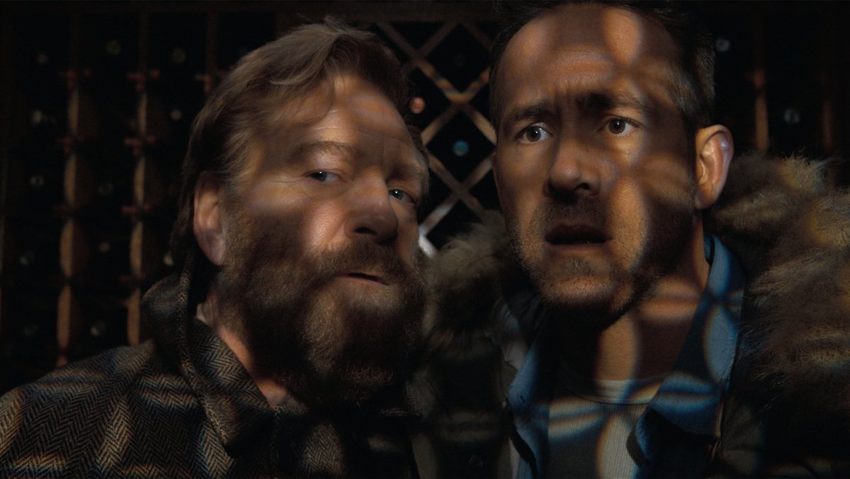 lucaslu_ckli's tweet photo. WOW! Holy Banger.
Best #Reynolds performance since #DeadpoolAndWolverine.
And #Branagh is on fire! (you will see)
The movie is amazing!
80s Buddy action comedy.
Running Gag after Running Gag, great action parts and the last 20min - one epic over the top highlight.
+ Top Gun easter eggs and jokes
+ Fantastic soundtrack & much more.
#Mayday
#AppleTV